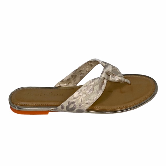 Amelia Grace Adellia Champagne flip-flop 8.5 - Picture 5 of 8